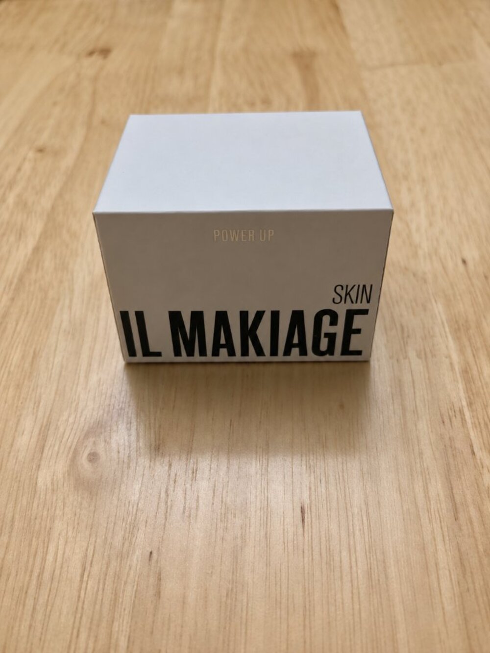 Il Makiage Power Up Anti Aging Eye Cream